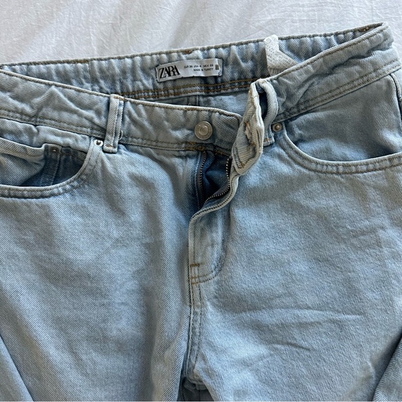 Light Blue Denim Jeans - Picture 2 of 6